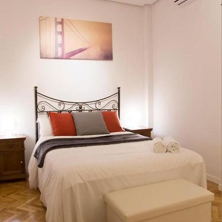 Un Elegante Piso Para Descubrir Μαδρίτη Εξωτερικό φωτογραφία