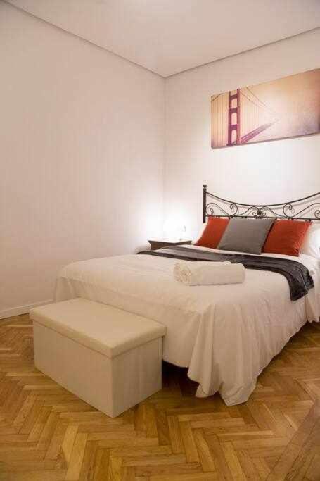 Un Elegante Piso Para Descubrir Μαδρίτη Εξωτερικό φωτογραφία