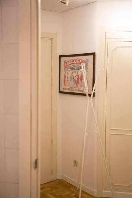 Un Elegante Piso Para Descubrir Μαδρίτη Εξωτερικό φωτογραφία