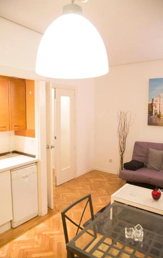 Un Elegante Piso Para Descubrir Μαδρίτη Εξωτερικό φωτογραφία